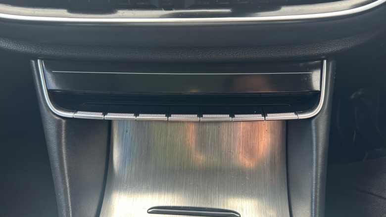 MG Hs 1.5 T-GDI PHEV Exclusive 5dr Auto Hatchback